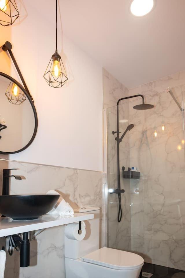 Mrs Casita Tentacion Con Jacuzzi Privado Malaga Luaran gambar